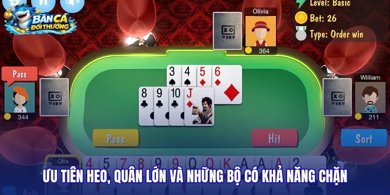 uu-tien-heo-quan-lon-va-nhung-bo-co-kha-nang-chan